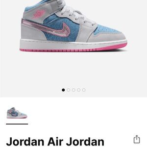 Jordan Air Jordan mid in Blue and Pink